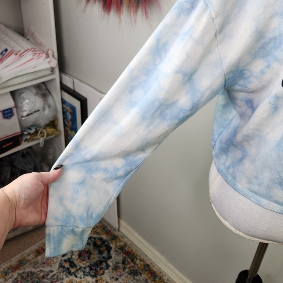 Mighty Fine Blue Cloud Authentic Cropped Fleece Hoodie Size Large - Picture 6 of 11